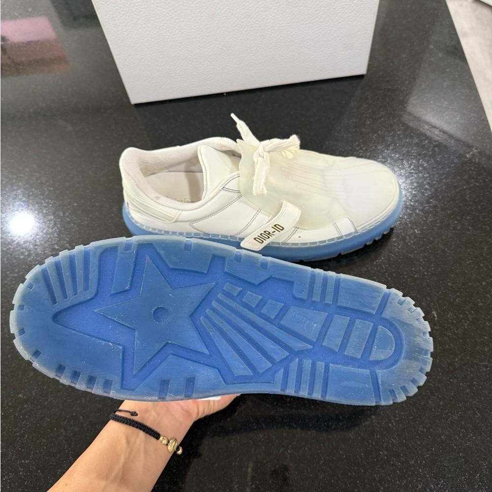 Dior-ID White Sneakers with Light Blue Soles - Picture 4 of 4